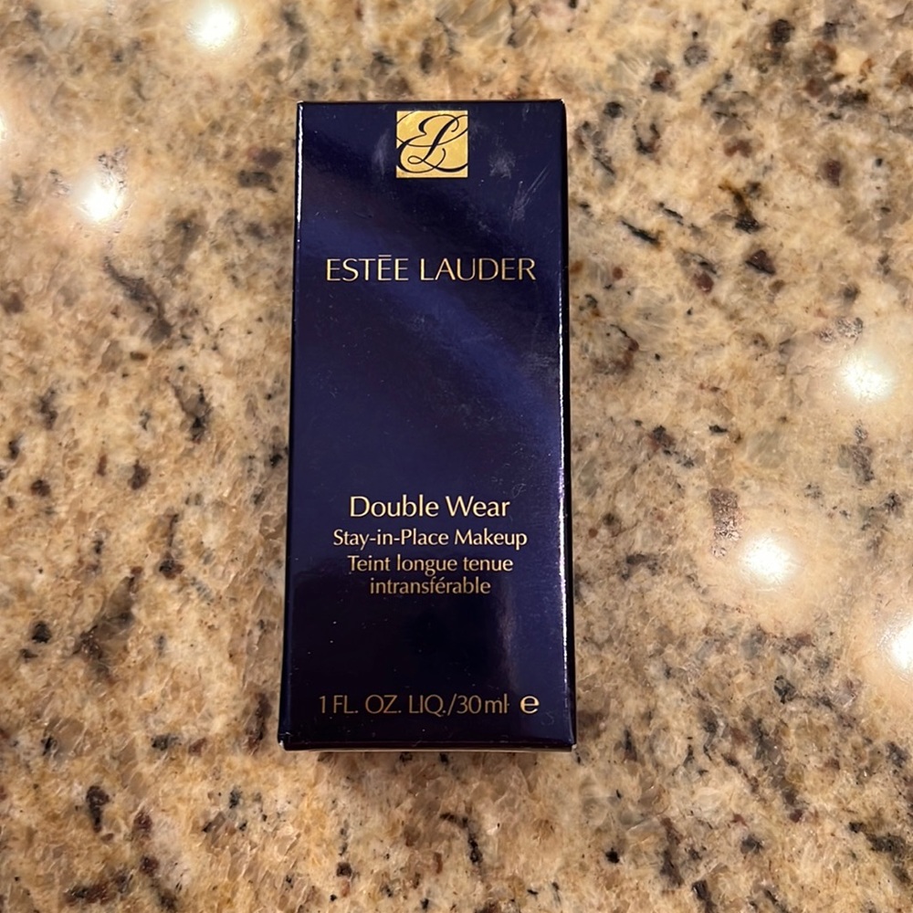 NIB 3W1 Estée Lauder double wear